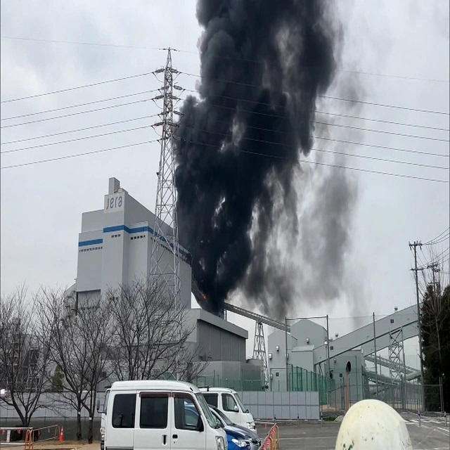 Nhật Bản: Liên tiếp động đất, nổ nhà máy điện, máy bay va chạm 
